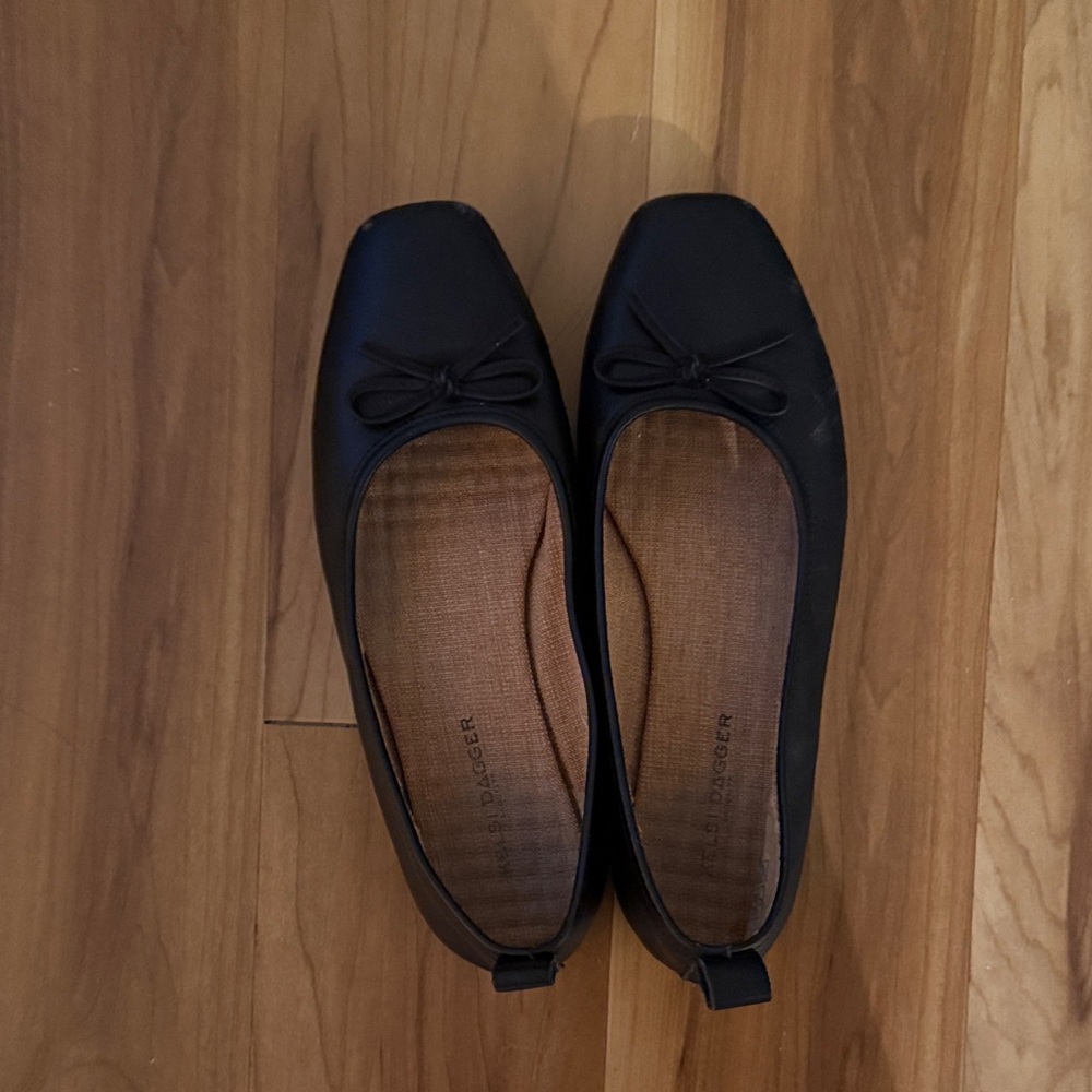 Kelsi Dagger Black Bow Flats